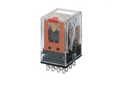 سوکت رله PYFZ-08-E OMRON 2 پین DIN Rail 2250V Ac با رله های برق مینیاتوری